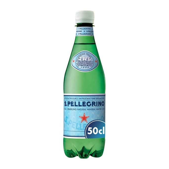 Agua con gas Sanpellegrino
